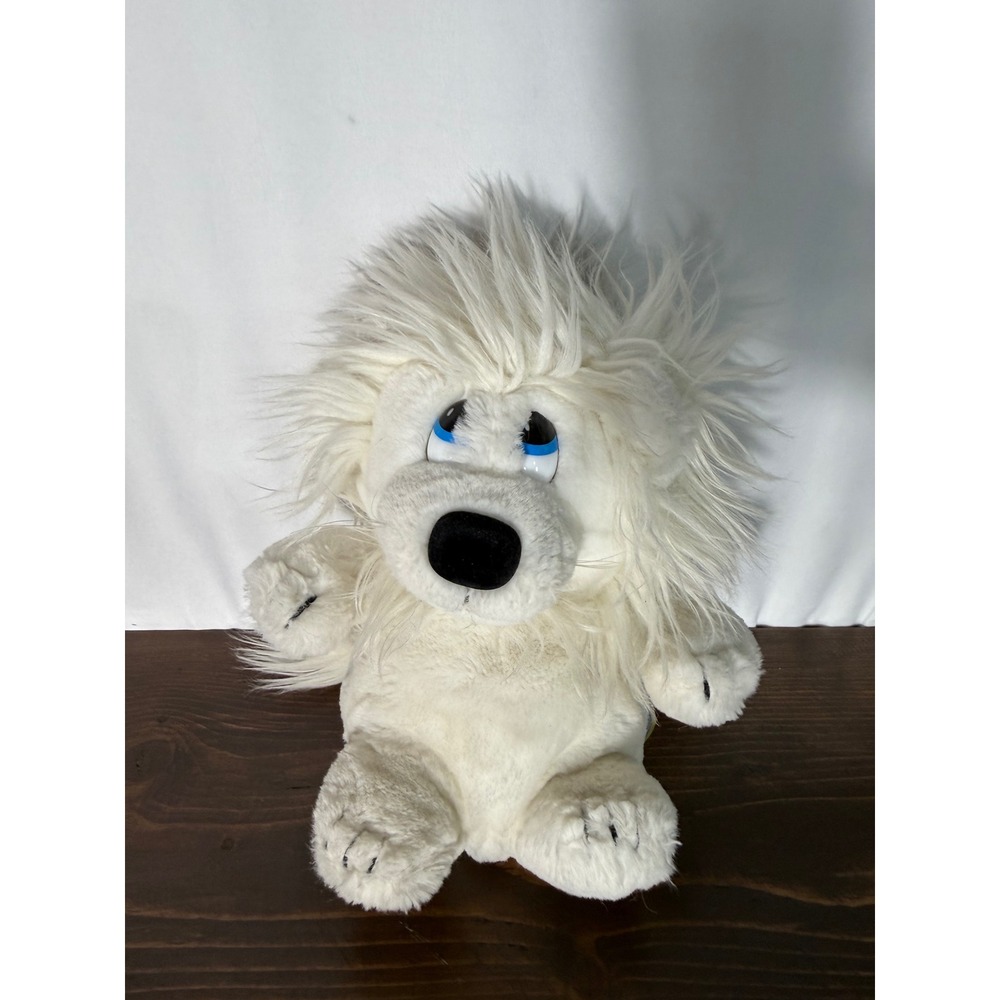Vintage 1982 Dakin White Lion Plush Stuffed Animal Blue Eyes Shaggy Mane 11 inch